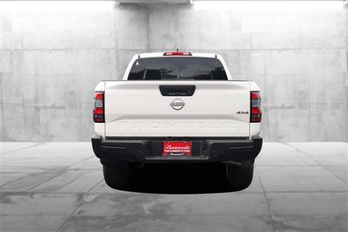 2025 Nissan Frontier S