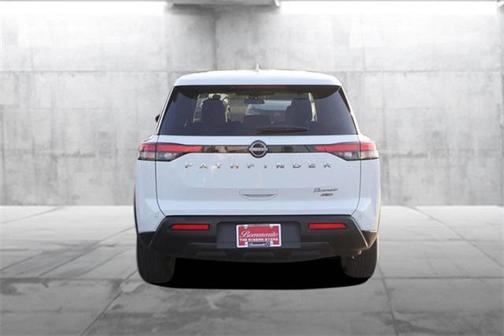 2022 Nissan Pathfinder S 4WD