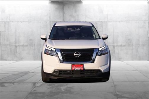 2022 Nissan Pathfinder S 4WD
