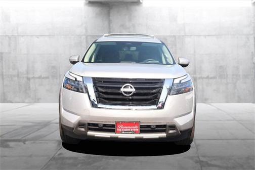 2025 Nissan Pathfinder Platinum 4WD