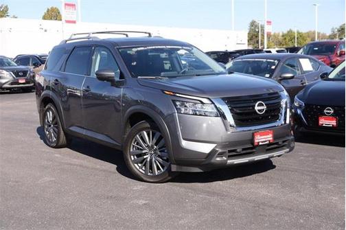 2024 Nissan Pathfinder SL FWD