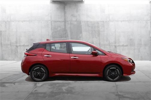 2024 Nissan Leaf SV PLUS