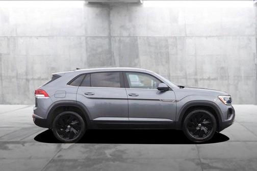 2024 Volkswagen Atlas Cross Sport 2.0T SE w/Technology 4MOTION