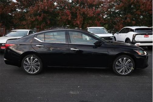 2025 Nissan Altima 2.5 SL