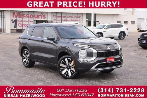 Gray 2025 Mitsubishi Outlander SE 2.5 S-AWC