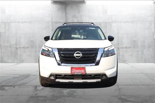 2025 Nissan Pathfinder Platinum 4WD