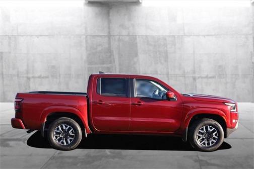 2024 Nissan Frontier SL