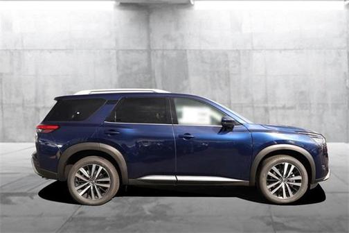 2025 Nissan Pathfinder Platinum 4WD