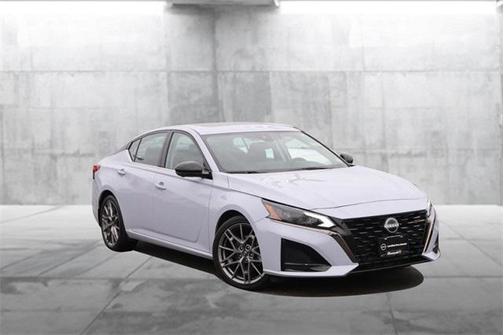 2024 Nissan Altima SR VC-Turbo FWD