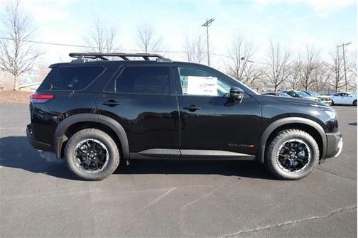 2025 Nissan Pathfinder Rock Creek 4WD