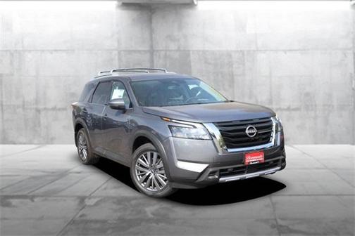 2025 Nissan Pathfinder SL 4WD