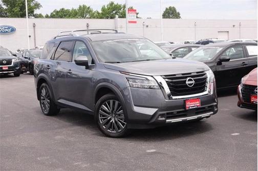 2024 Nissan Pathfinder SL FWD