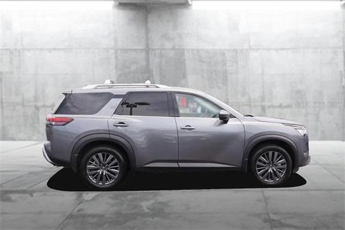 2024 Nissan Pathfinder SL FWD