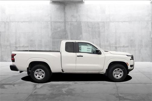 2025 Nissan Frontier S