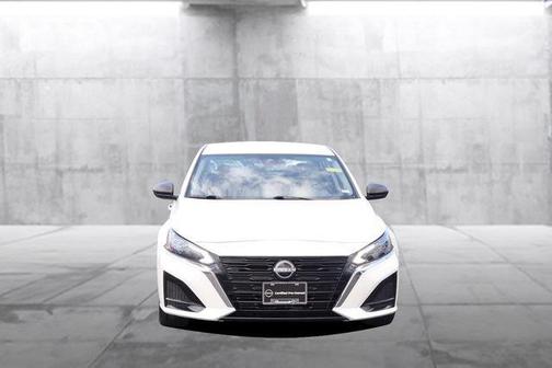 Glacier White 2025 Nissan Altima 2.5 SV