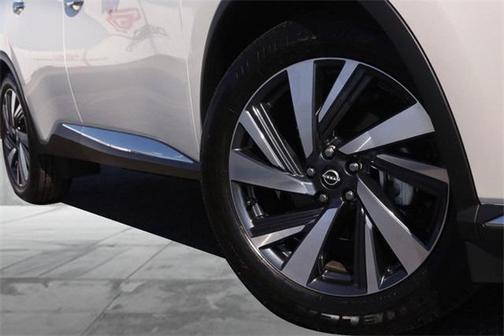 2024 Nissan Murano SL FWD