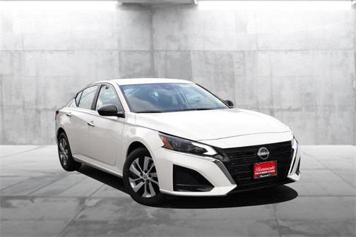 2025 Nissan Altima S FWD