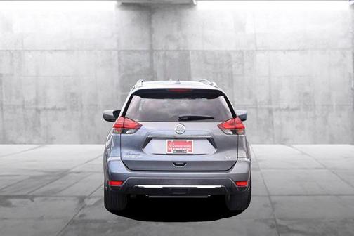 Gun Metallic 2018 Nissan Rogue SV