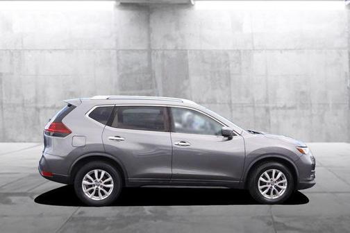Gun Metallic 2018 Nissan Rogue SV