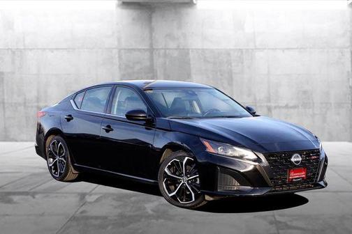 2024 Nissan Altima SR FWD