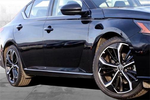 2024 Nissan Altima SR FWD