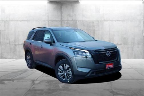 2025 Nissan Pathfinder SV 4WD