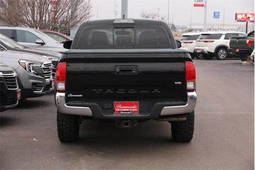 2017 Toyota Tacoma SR