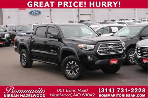 2017 Toyota Tacoma SR