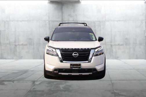 Pearl White 2024 Nissan Pathfinder SL 4WD