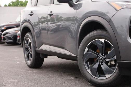 Gun Metallic 2025 Nissan Rogue SV