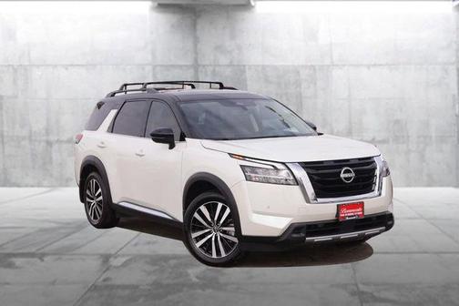 2024 Nissan Pathfinder Platinum FWD