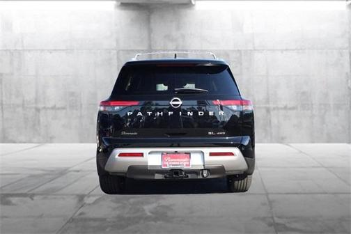 2025 Nissan Pathfinder SL 4WD