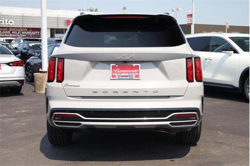 2022 Kia Sorento SX