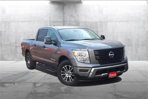 2024 Nissan Titan SV