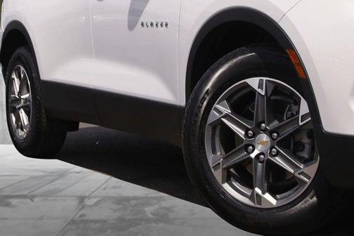 Summit White 2025 Chevrolet Blazer 2LT