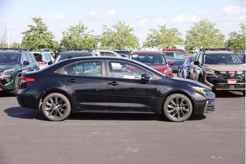 Midnight Black Metallic 2024 Toyota Corolla SE