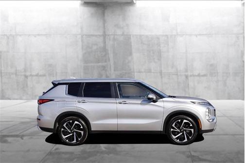 2024 Mitsubishi Outlander SE Black Edition S-AWC