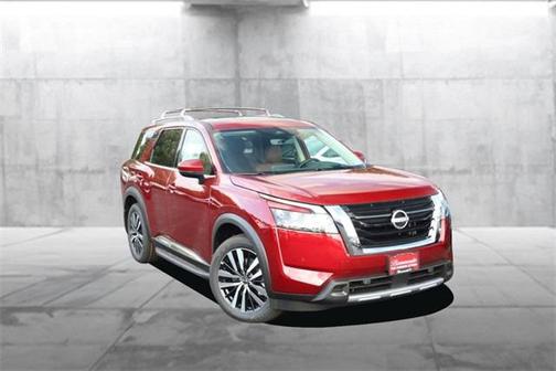 2025 Nissan Pathfinder Platinum 4WD