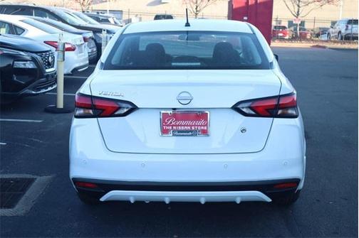 2025 Nissan Versa 1.6 S