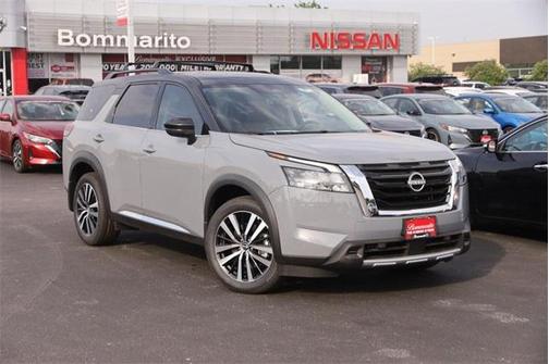 2025 Nissan Pathfinder Platinum 4WD