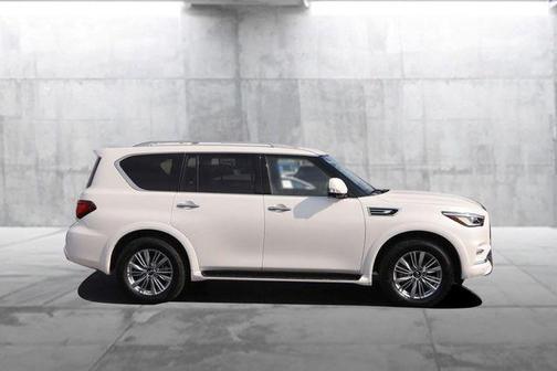 Moonstone 2024 INFINITI QX80 Luxe