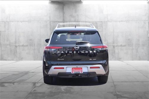 2024 Nissan Pathfinder SL 4WD