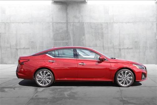 2024 Nissan Altima 2.5 SL