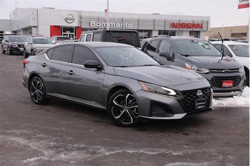 2023 Nissan Altima SR Intelligent AWD