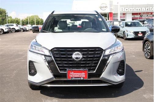 2024 Nissan Kicks SR