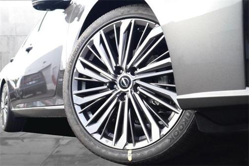 2025 Nissan Altima 2.5 SL