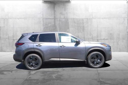 Gun Met 2026 Nissan Rogue SV