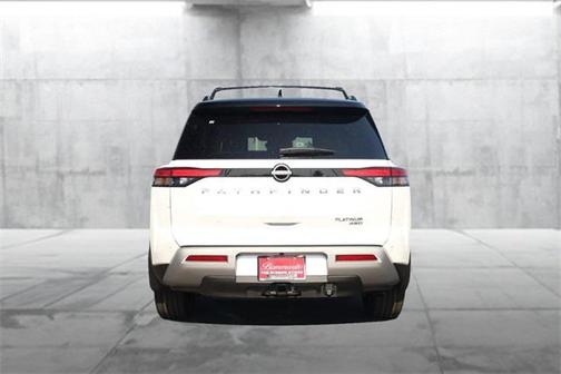 2025 Nissan Pathfinder Platinum 4WD