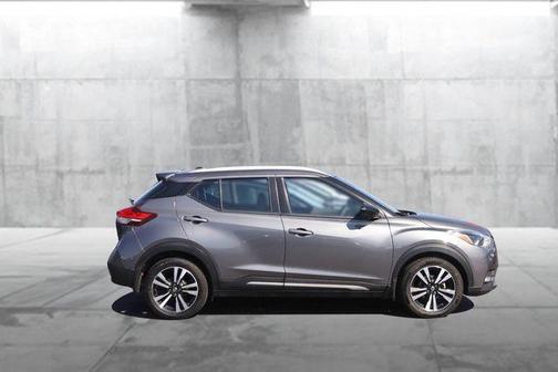 Gun Metallic 2020 Nissan Kicks SR