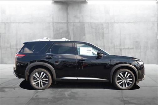 2025 Nissan Pathfinder Platinum 4WD